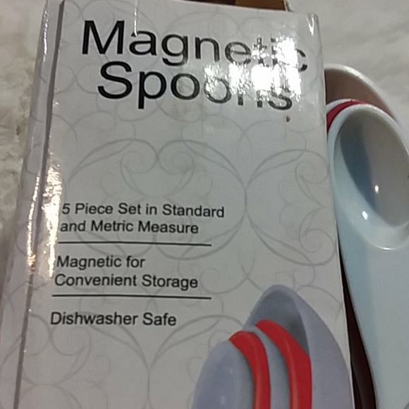 Kitchen Utensils - Picture 4 of 7